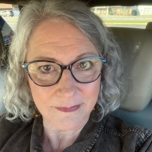 Meet your Posher, Kerry